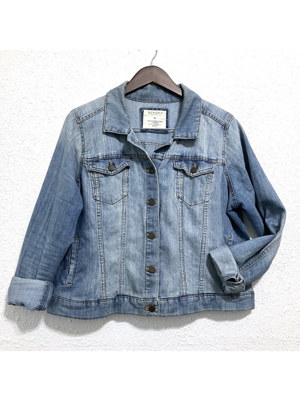 Sonoma Denim Jacket Womens XL Light Wash Stretch Trucker Jean Jacket Soft Broken